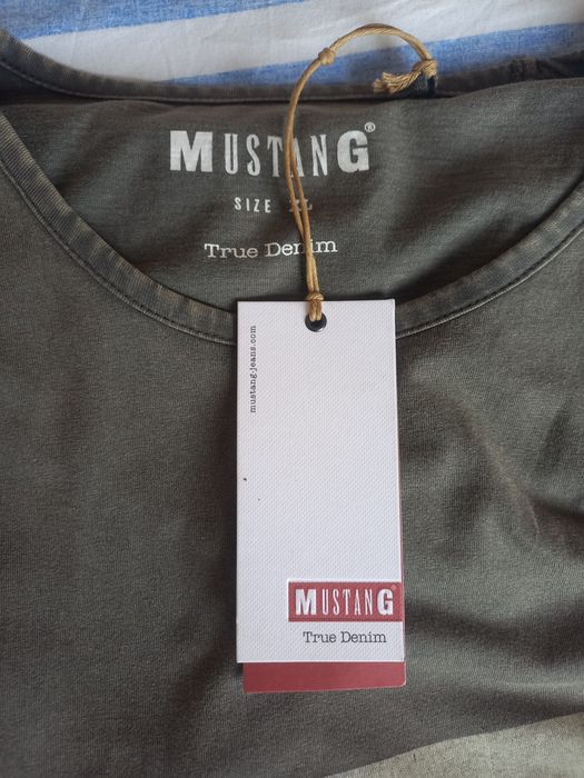 T-Shirt marca Mustang Nova