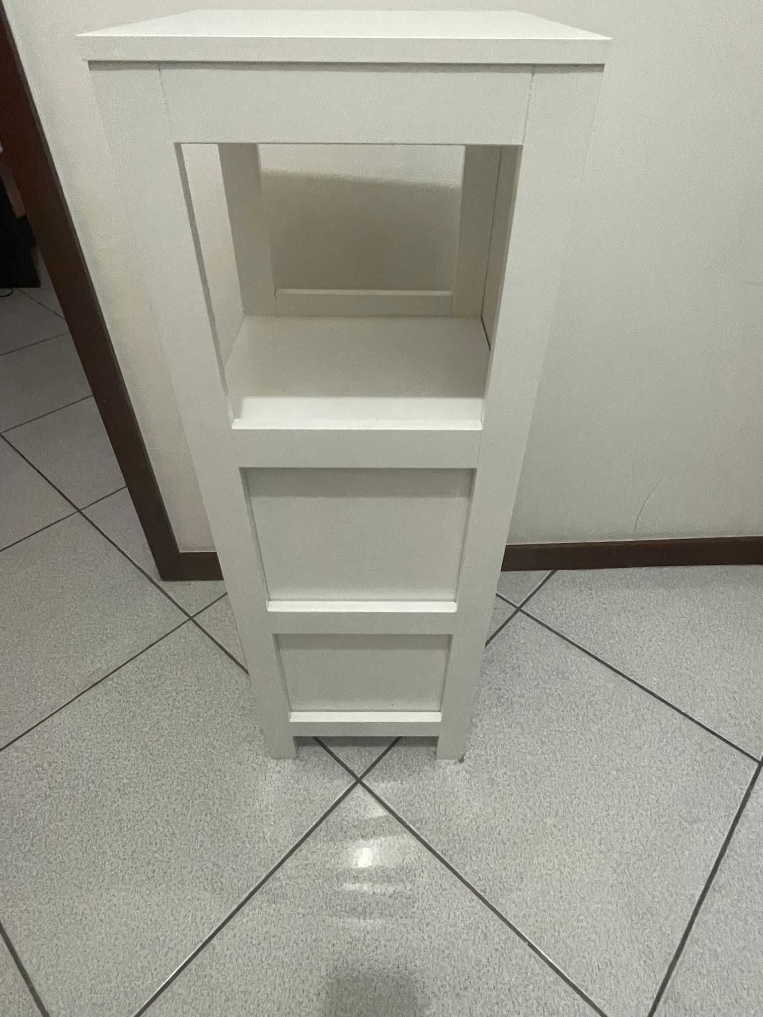 Armário de madeira para casa de banho