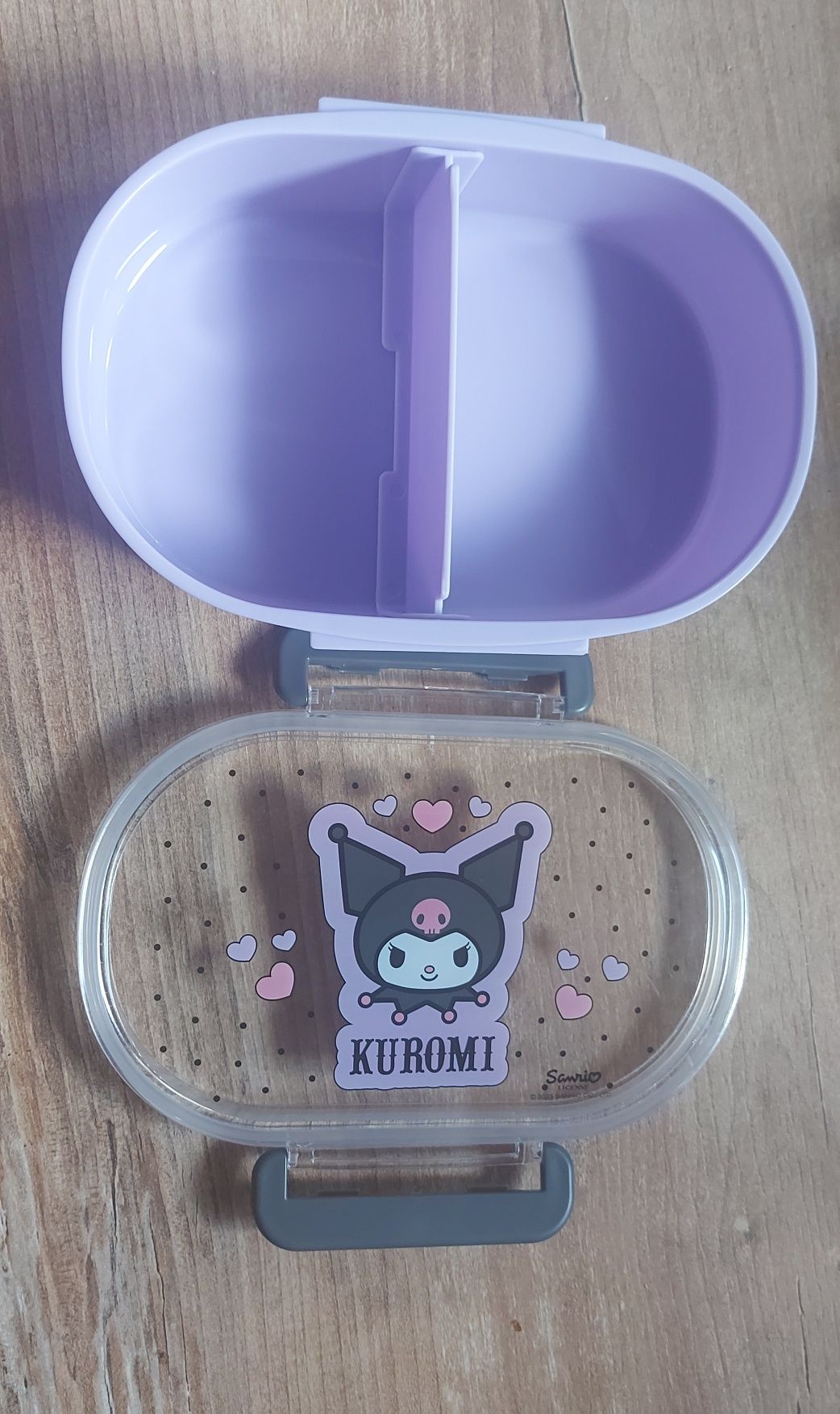 Śniadaniówka kuromi z przegrodą wyciągana