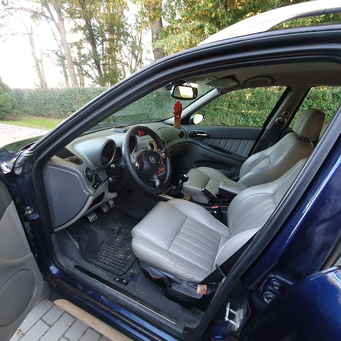 Alfa Romeo 156 1.9 JTD Q4 - napęd 4x4 - 2005r -  

Sprzedam Alfę Romeo