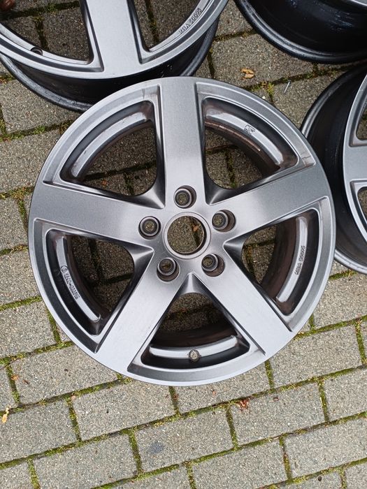 Felgi O.Z 16" 5x112 Audi,Volkswagen,seat,skoda