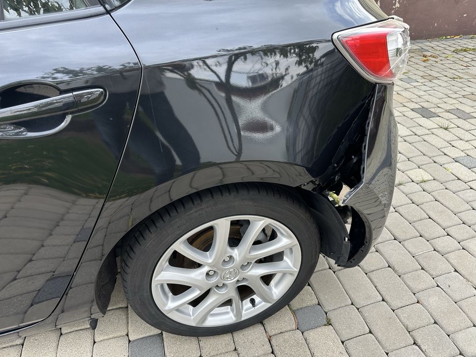 Mazda 3 1.6 benzyna