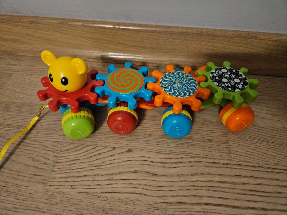 Іграшка-гусениця Earlyears Gearapillar