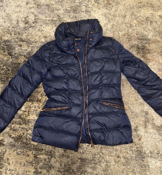 Жіноча куртки Emporio Armani EA7