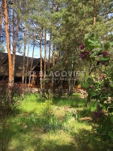 без %Ресторанний компл. 1200м2, сосновий бір, у власності 2 га фасад