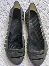 Czarne Crocs baleriny 39