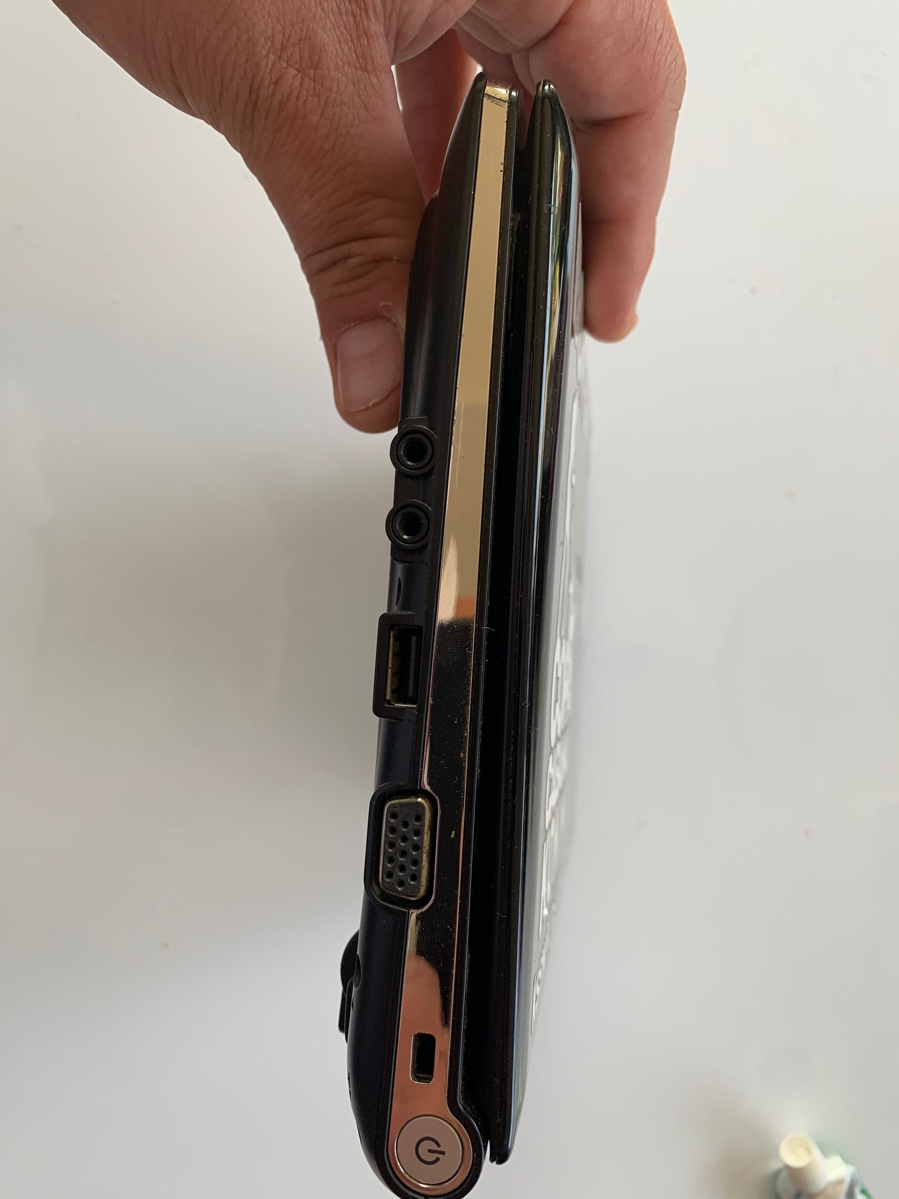 Mały laptop SAMSUNG NC10