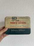 Lata de primeiros socorros vintage