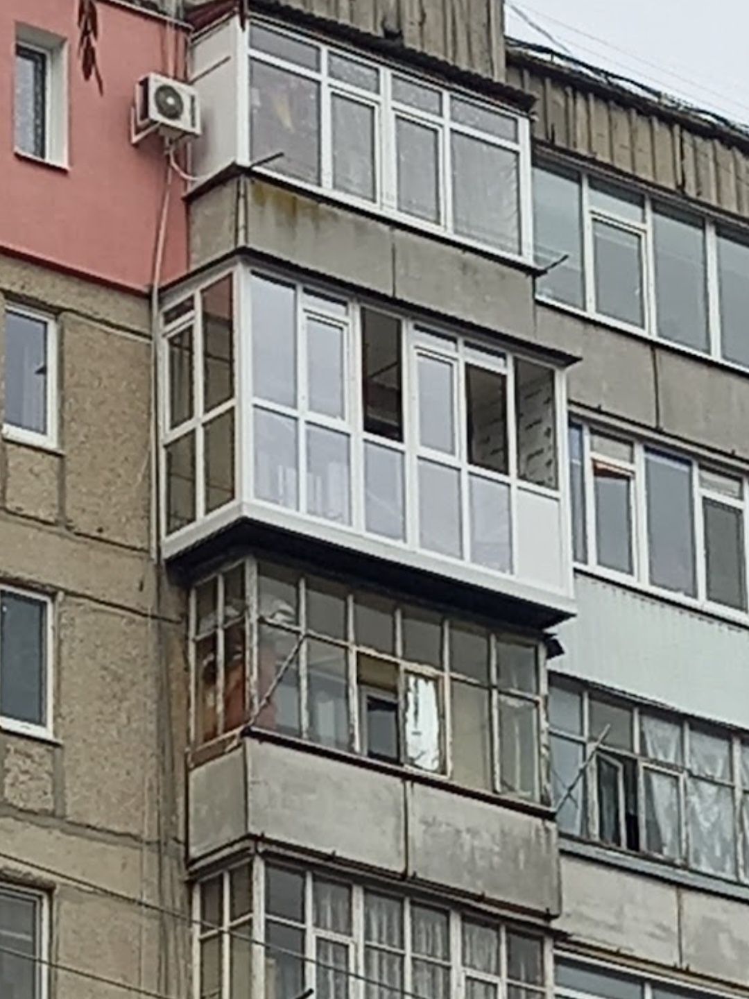 Вікна, двери, балкони