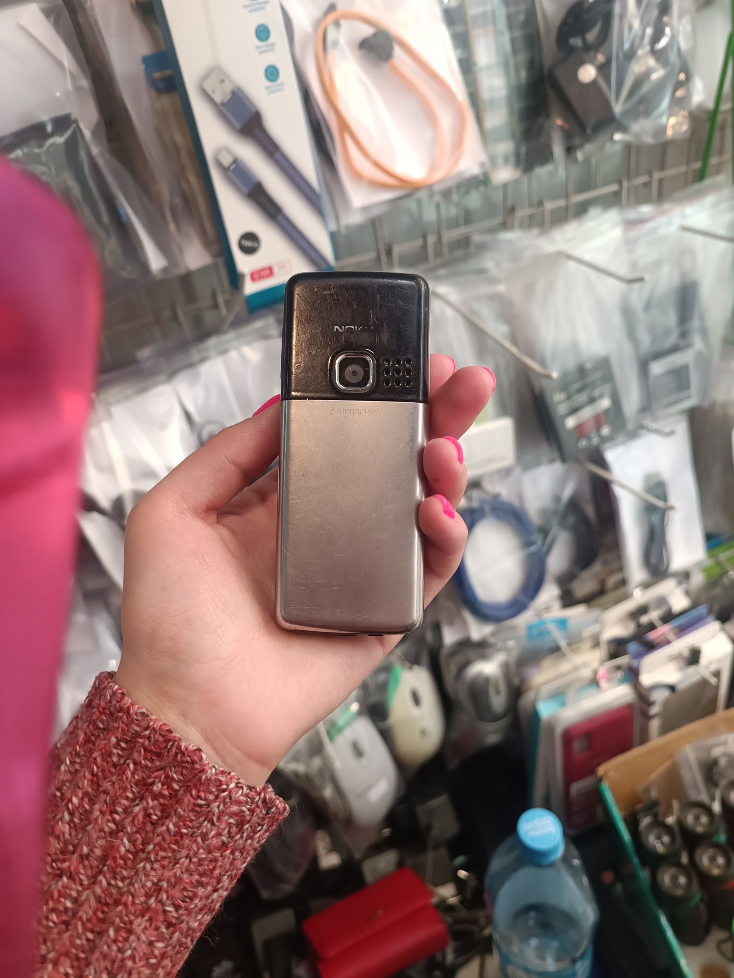 Продам телефон робочий