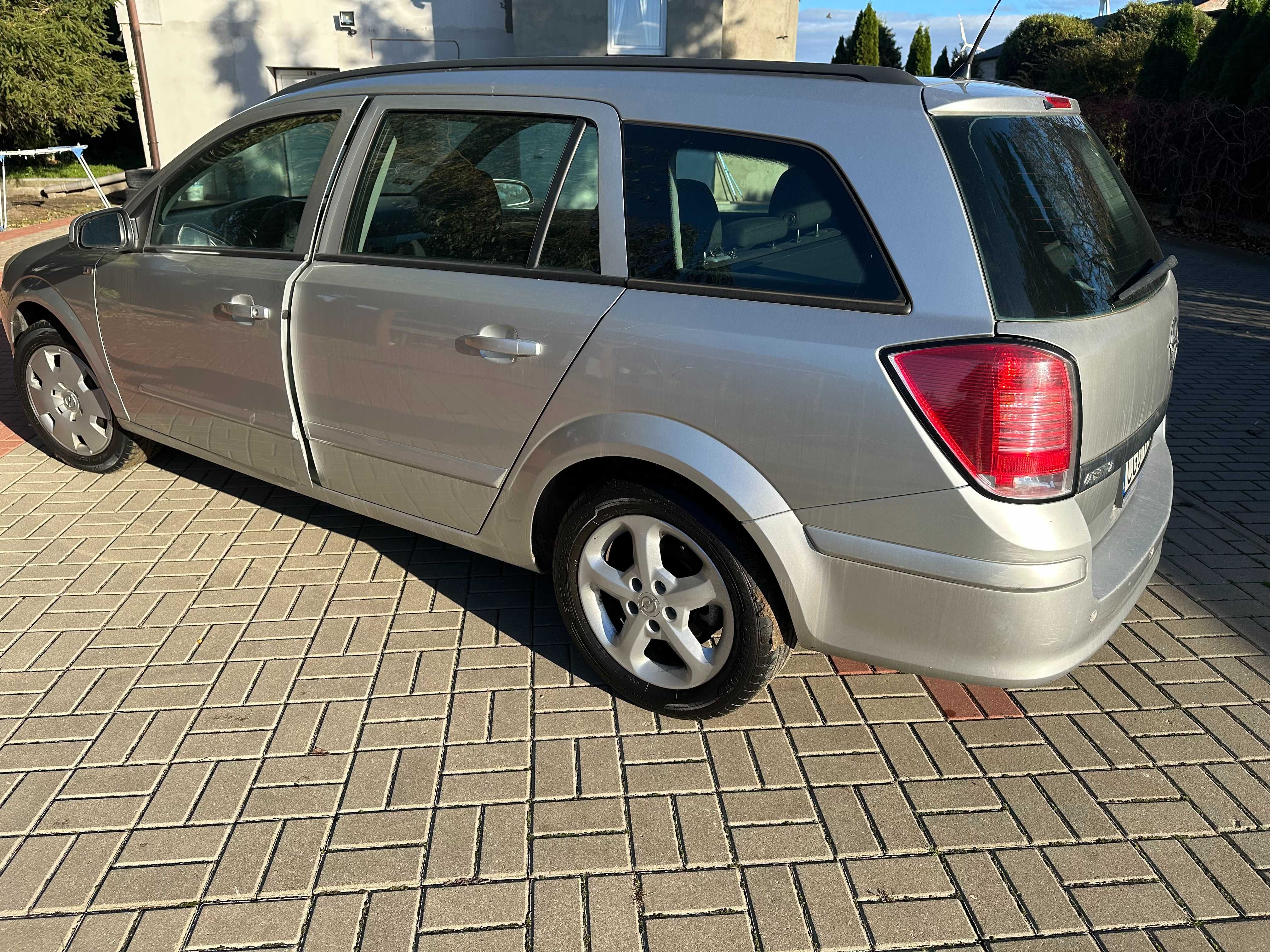 Opel Astra Benzyna 1.8