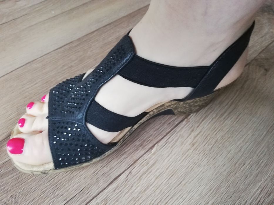 Buty sandały na koturnie rozmiar 37