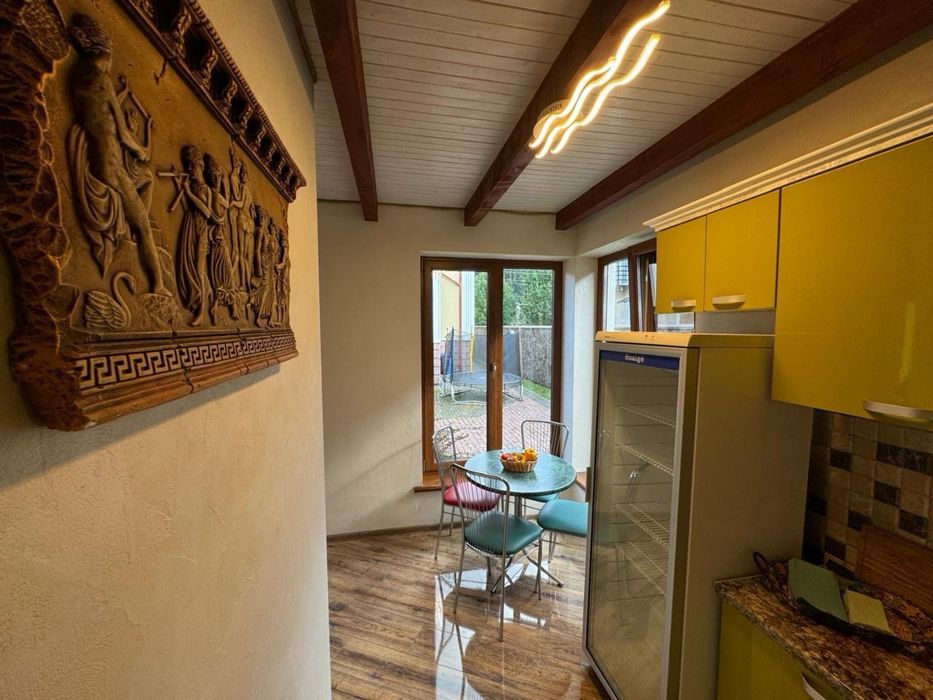 Оренда чудового будинку особнякового типу в центрі м.Сколе