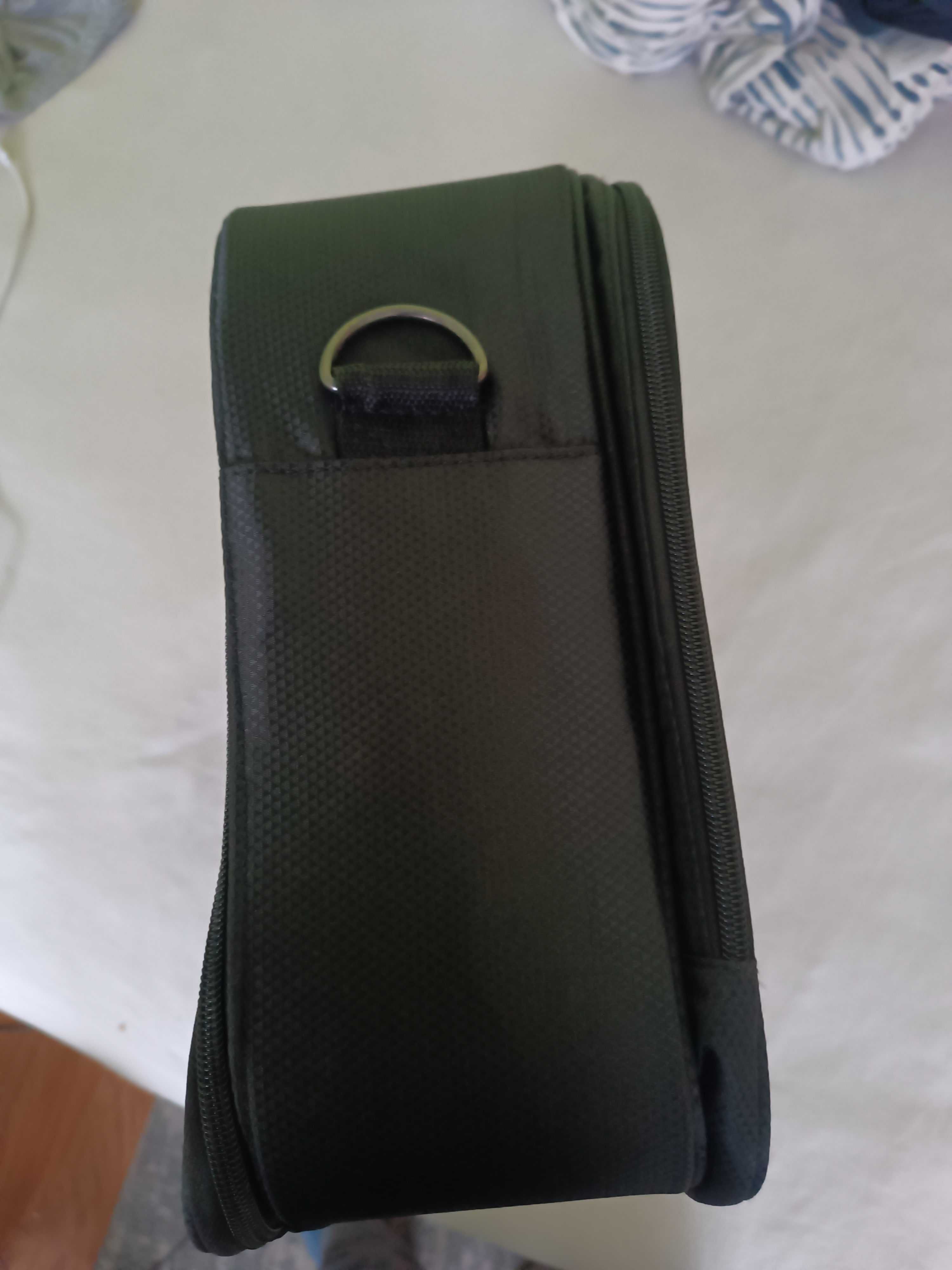Torba na laptop z poszerzeniem