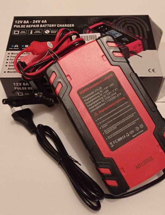 Автом. зарядний пристрій Ueznirn, 8 А, 12 В / 24 В, повністю автом-ний