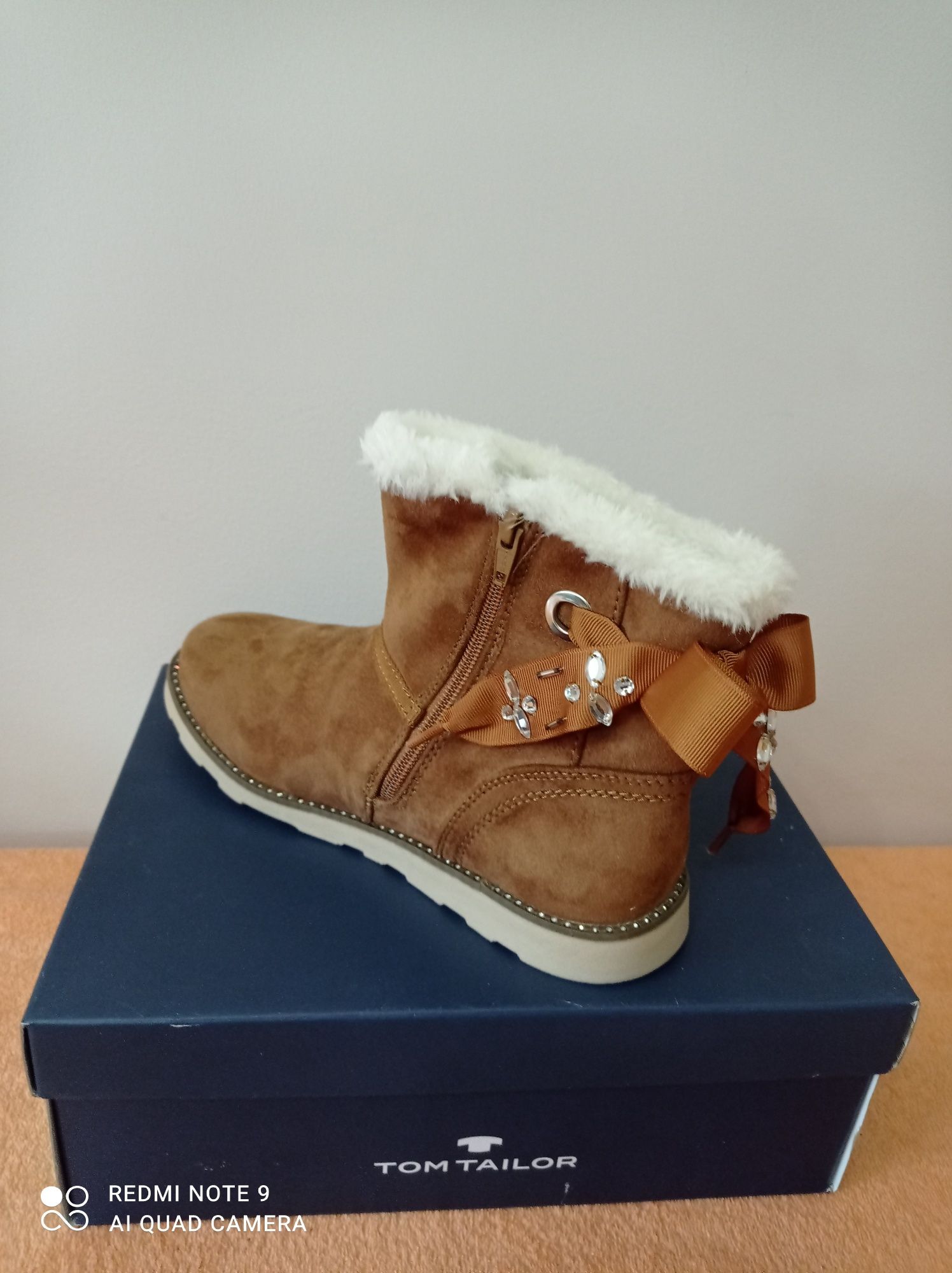 NOWE buty zimowe, śniegowce typ emu Tom Tailor - rozmiar 38.