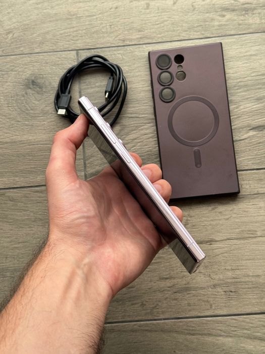 Продам Samsung S23 Ultra 8/256GB Lavender