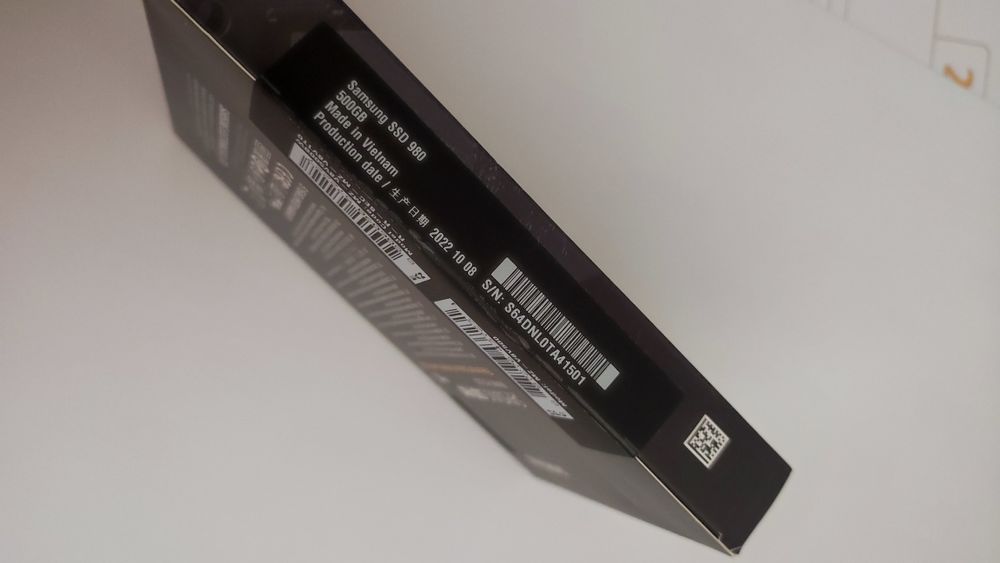 Disco Interno SAMSUNG SSD 980