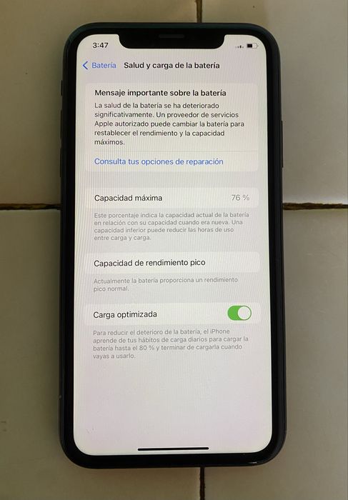 Iphone Xr. 64Gb  Bateria 76%