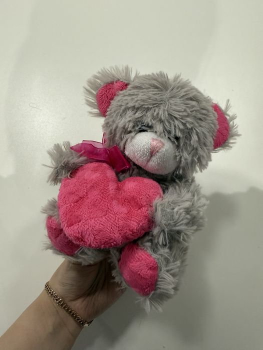 Іграшка мʼяка маленька  18 см