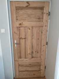 Drzwi drewniane sztuk 7