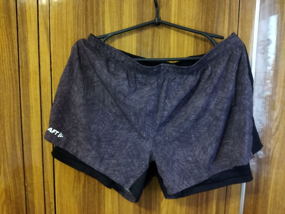 Спортивні шорти розмір Л