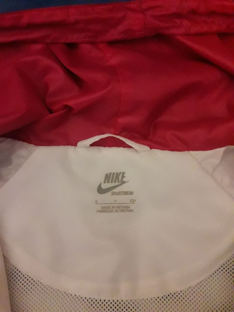 Жіноча спортивна вітровка Nike, оригінал, розмір S