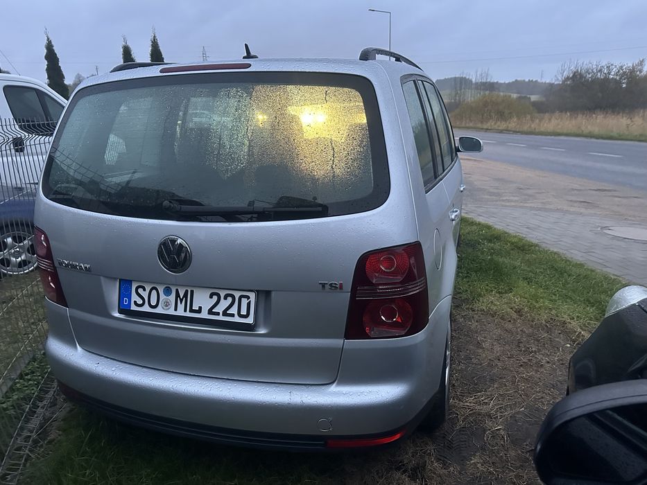Vw Touran 1.4 b 2008 rok bi-xenon klimatronik lift Sprowadzony z Niem