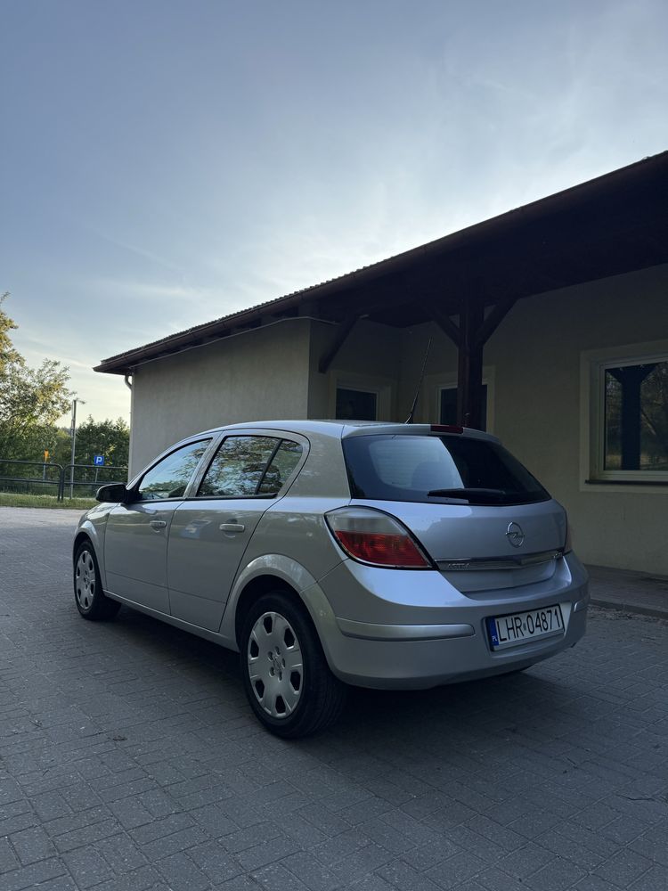 Opel Astra H 1.7cdti Klima