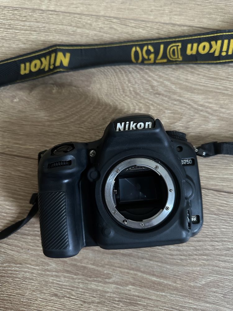 Фотоапарат Nikon D750 Body