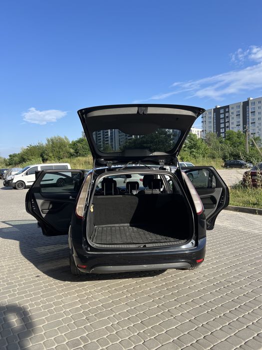 Продається форд фокус 2