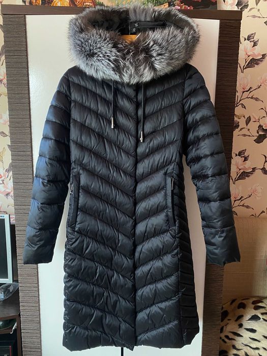 Продам зимовий теплий пуховик  бренда Svidni