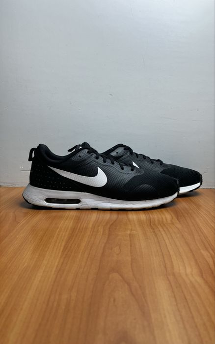 Кроссовки Nike Air Max Tavas размер 46 оригинал спортивные чёрные найк