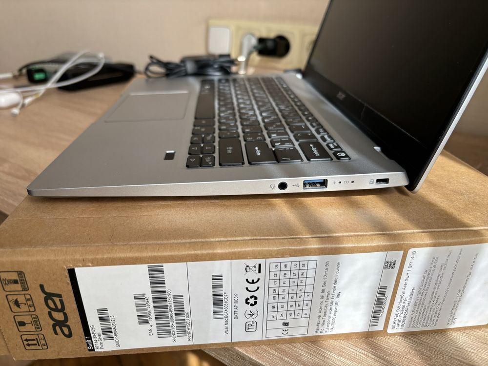 Ноутбук Acer swift 1 sf114-33