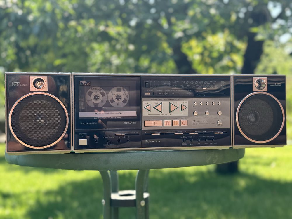 Продам магнитолу Panasonic RX-C52L