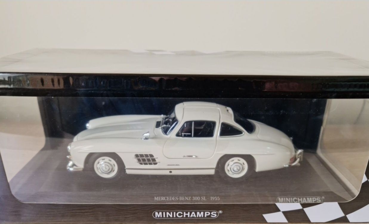 Miniatura Mercedes 1/18