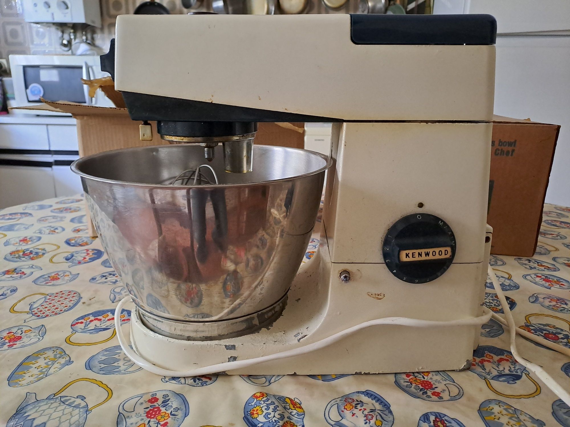 Kenwood Chef com acessorios