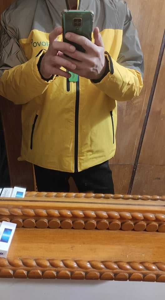 Зимняя Курточка Glovo желтого цвета! 2 разных варианта.