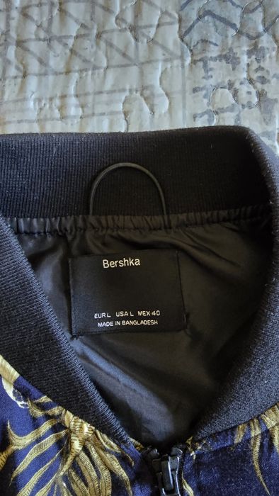 Casaco bershka novo