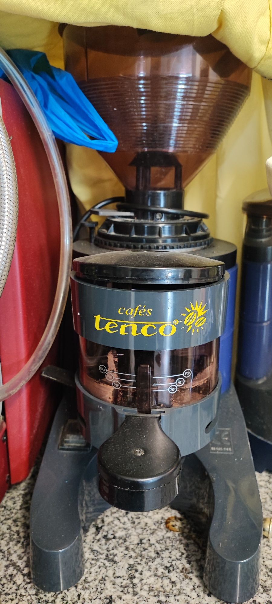Máquina de café + Moinho