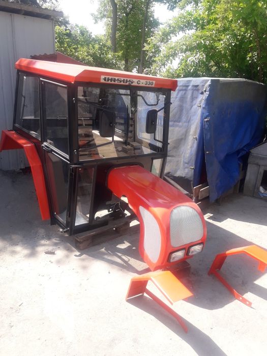 Kabina kabiny Ursus C-330 C-360 Mf Bizon T-25 sadownicze