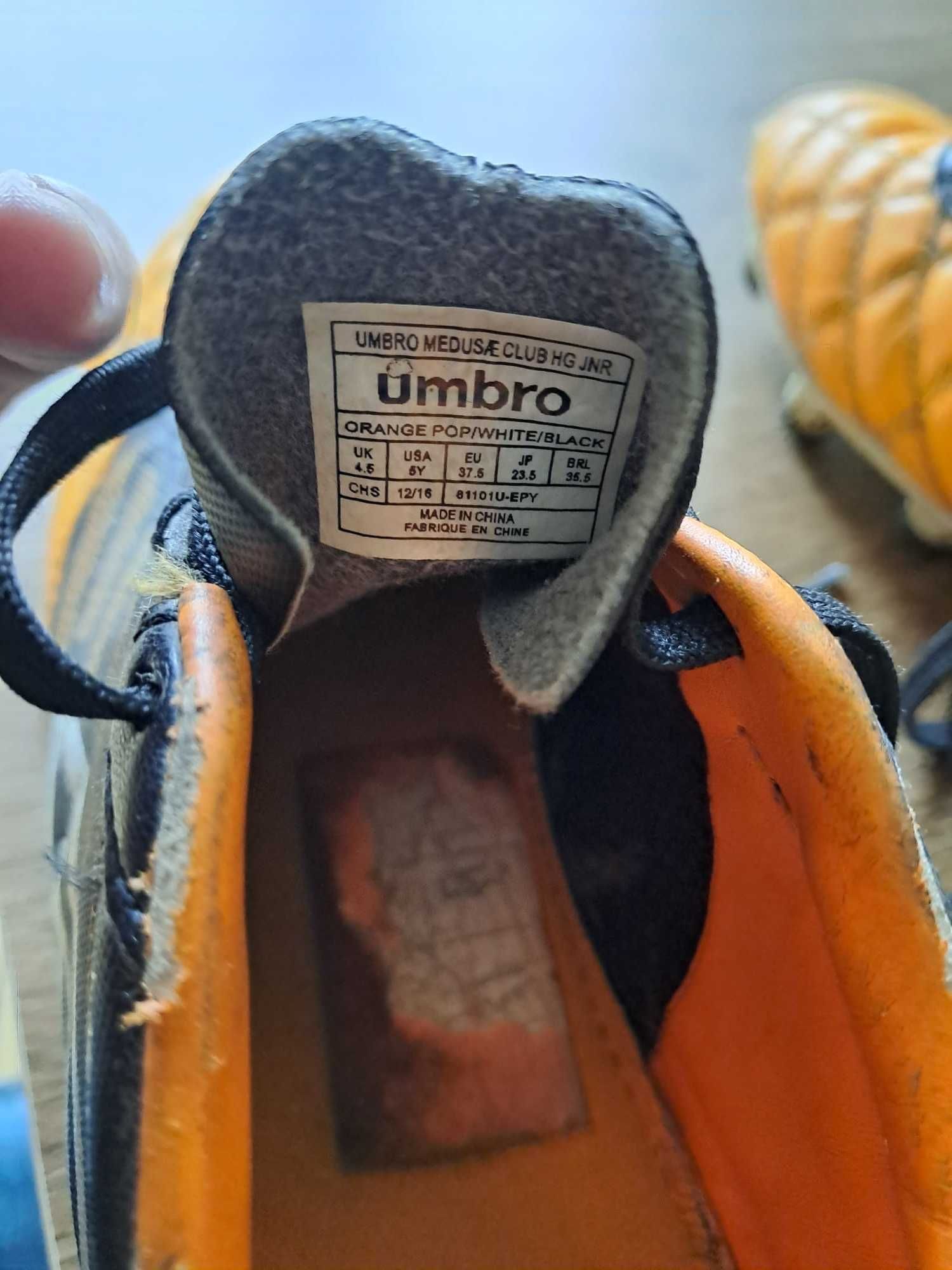 buty korki 37,5 Umbro