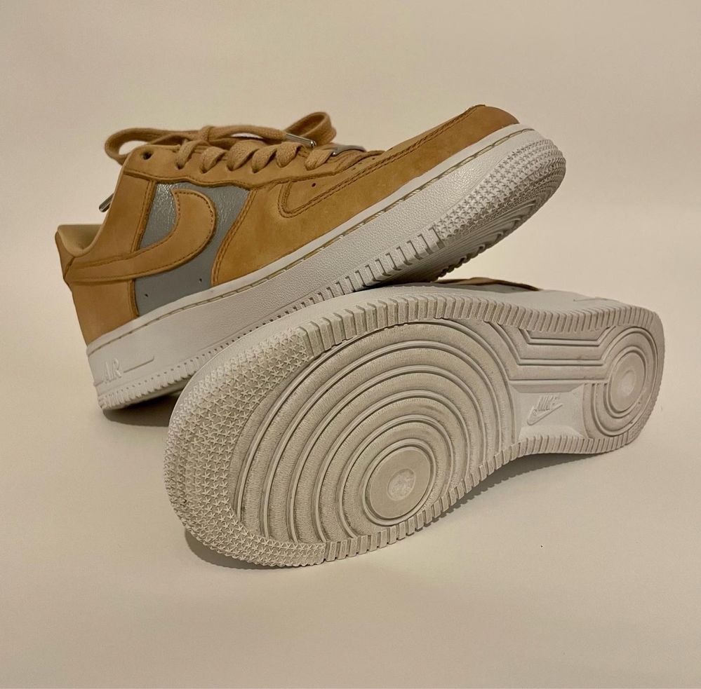 Nike Air force bio beige