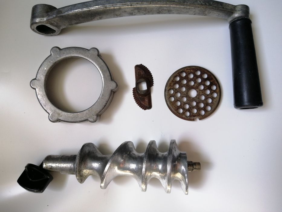 Мясорубка ручная