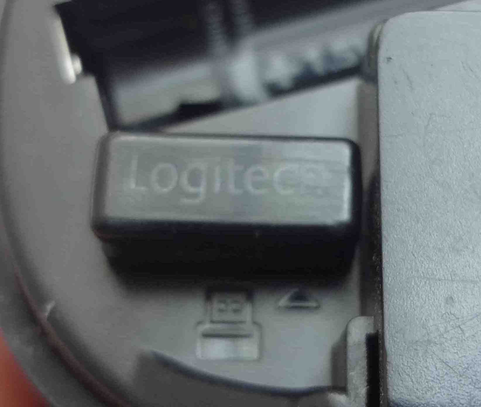 Беспроводная мышь Logitech M325 с адаптером
