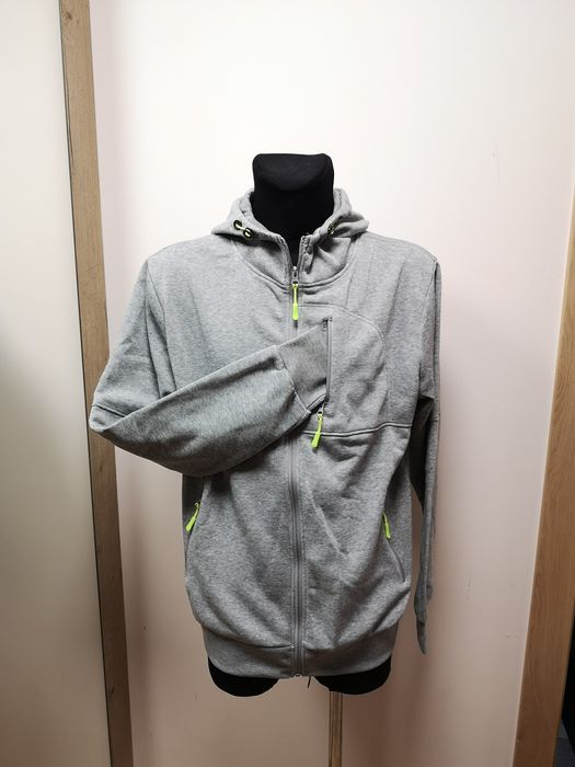 Bluza rozm. L z kapturem szara