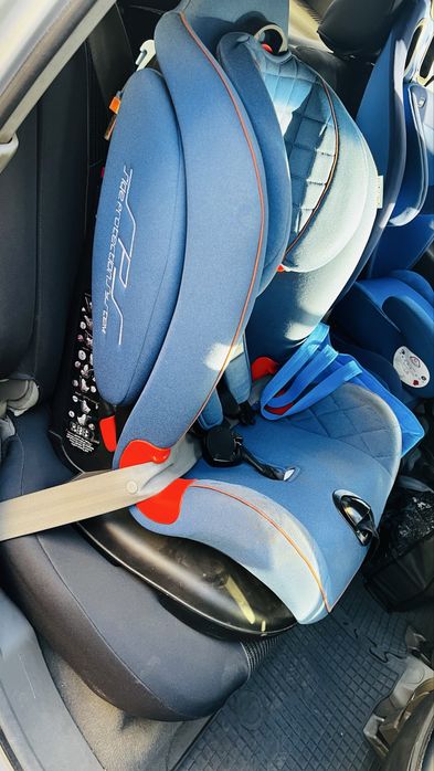 Автокрісло для дитини 0-1-2-3 група camino