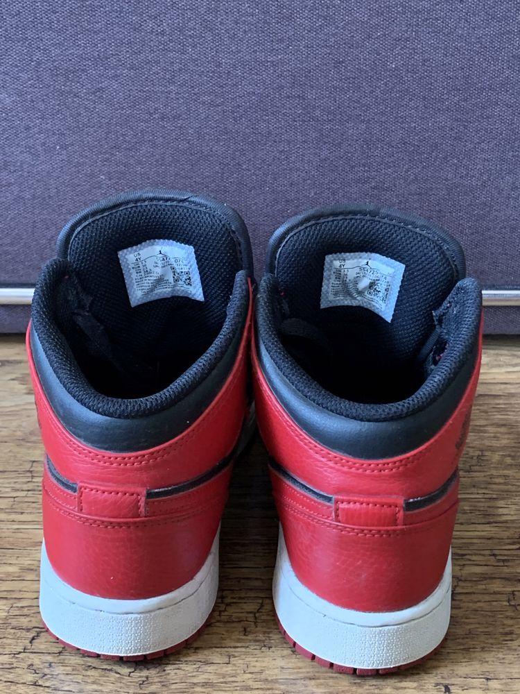 Кросовки Nike Air Jordan 1 MID Оригинальные