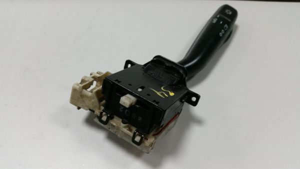 Manípulo pisca-pisca TOYOTA Corolla Hatchback (_E12_)