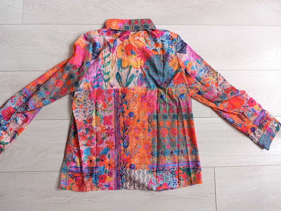 Piękna kolorowa koszula kolory i wzór boho hippie etniczna
S / 36